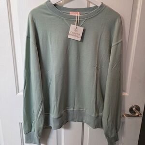 Magnolia Women's Light Green Crew Neck Sweatshirt